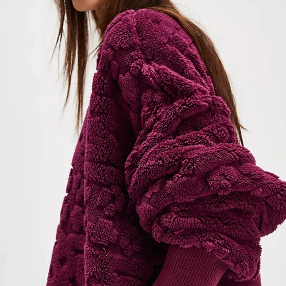 NEW Free People Cable Knit Sweater in Berry Combo  for women 925 4s2 - Picture 3 of 5